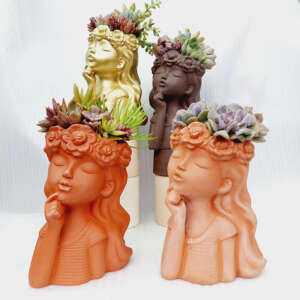 chậu đất nung hình cô gái